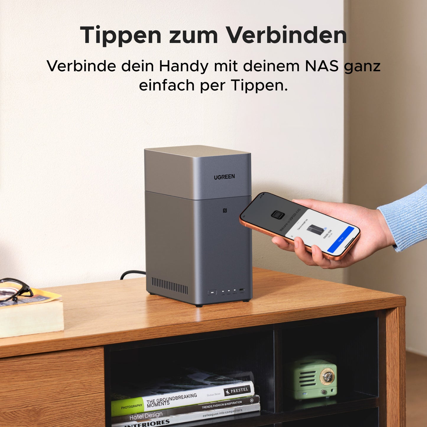 Smartphone verbindet sich per UGREEN NAS App mit dem UGREEN NASync DH2300